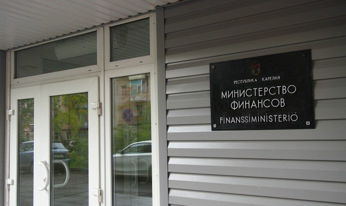Готова ли карельская казна на дополнительные расходы для обеспечения деятельности бизнес-омбудсмена и насколько эффективны такие траты бюджетных средств? Фото: Валерий Поташов