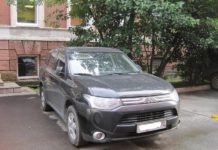 На подержанном внедорожнике до «Карелфорнии» не добраться Корпорация развития Карелии решила пустить с молотка свой внедорожник. Фото: Фонд государственного имущества Карелии