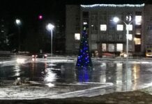 «Чиновники либо по воздуху летают, либо в космосе живут»