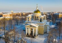 В храмах Карелии совершили молебен о вразумлении тех, кто хочет совершить аборт