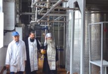 Митрополит Константин освятил завод «Славмо»