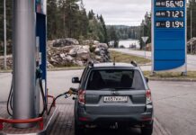 Бензин по 71 рубль. Почему жители Карелии платят больше соседей и стоит ли ждать новых проблем