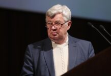 Умер бывший глава Союза журналистов России Всеволод Богданов. Его биография связана с Карелией