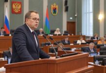 Московский хирург в карельском парламенте: кто стоит за Эриком Праздниковым и зачем Партии пенсионеров губернаторские выборы?