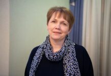 Елена Малышева возглавила Петросовет